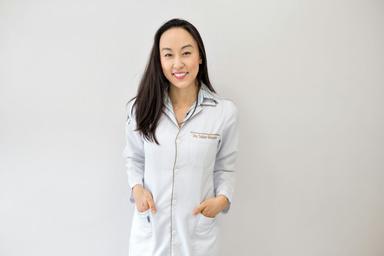 Foto de Drª. Tatiane Watanabe