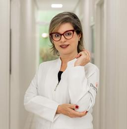 Foto de Drª. Valéria Czekalski Hadlich